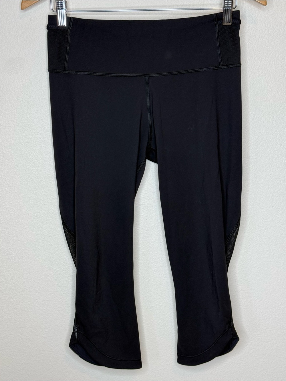 lululemon athletica Black Capris with Mesh Panels size 6